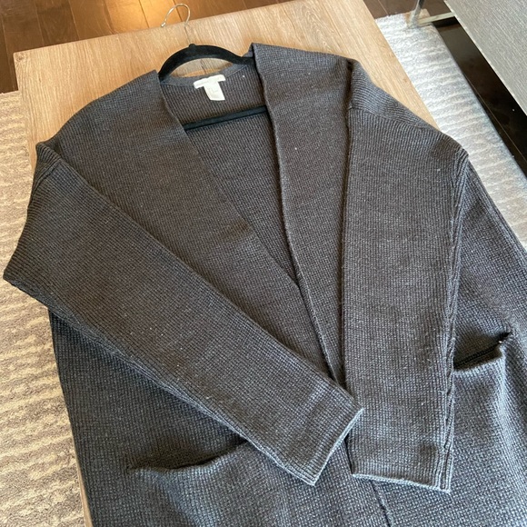 H&M cardigan - Picture 2 of 5
